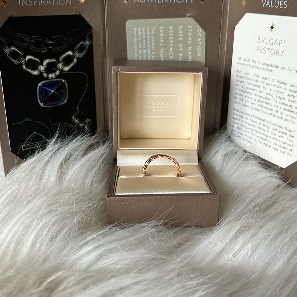 Bvlgari serpenti rose gold ring